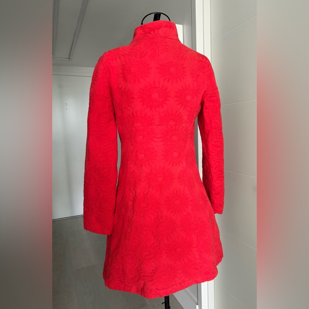 Red Women's Textured Button-Front Coat - Picture 2 of 5